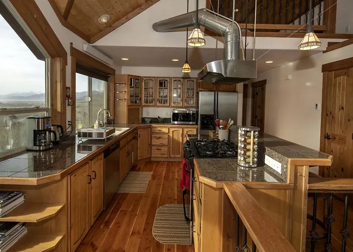 Scenic Ridge With Panoramic Mountain Views Near Alpine, Utah Alpine